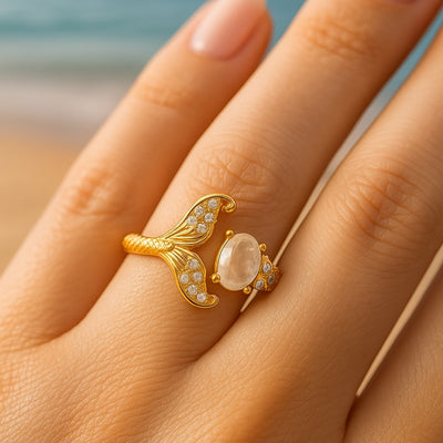 Adjustable Crystal Tail Gold Ring