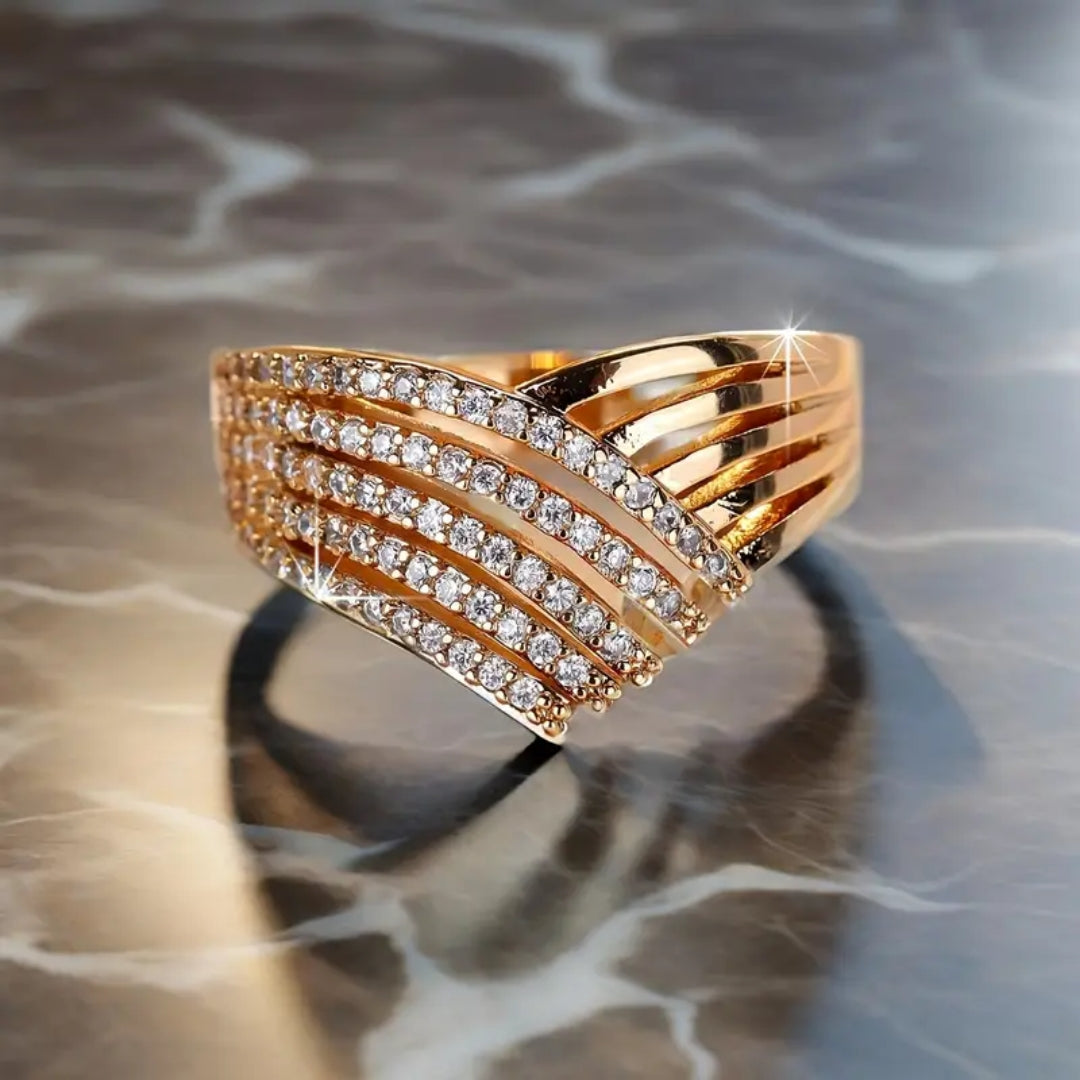 Pointed Sparky Gold Ring