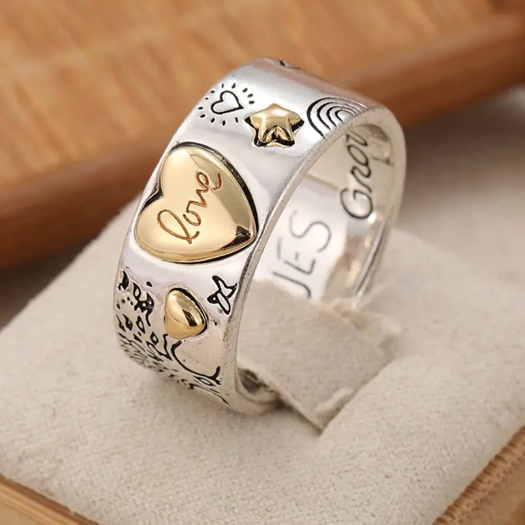 High Trell Rings Gold & Silver Heart Trail Ring – Amelia Jewelry