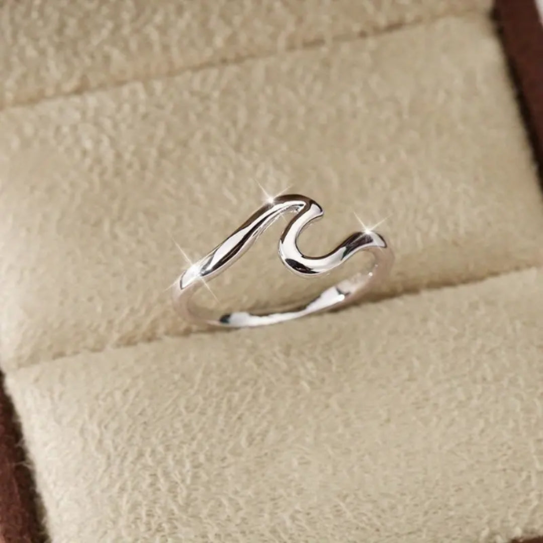 Silver Wavy Ring