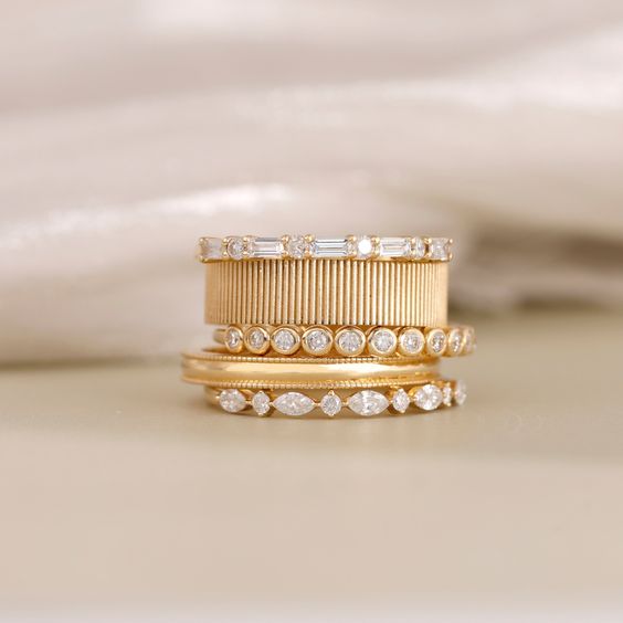 Vintage Golden Bright Ring Set – Amelia Jewelry