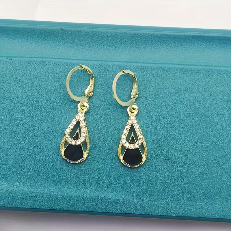 Gold Teardrop Earrings