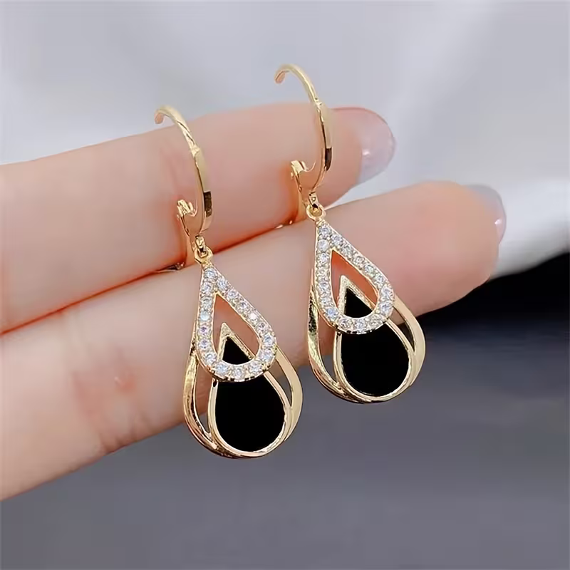 Gold Teardrop Earrings