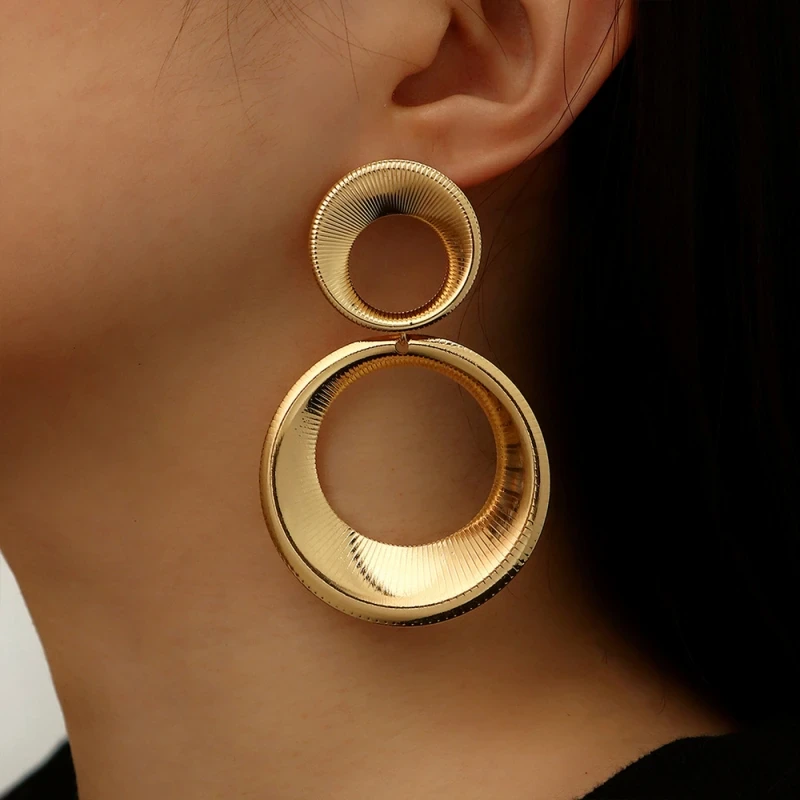 Vintage Hollow Hoop Golden Earrings