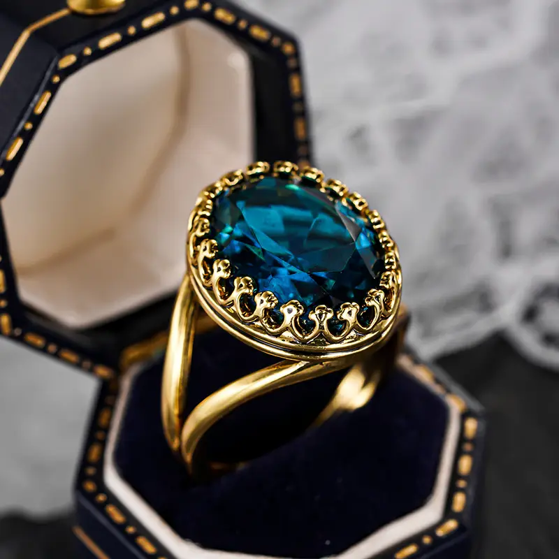 Blue Rounded Crystalline Gold Ring – Amelia Jewelry