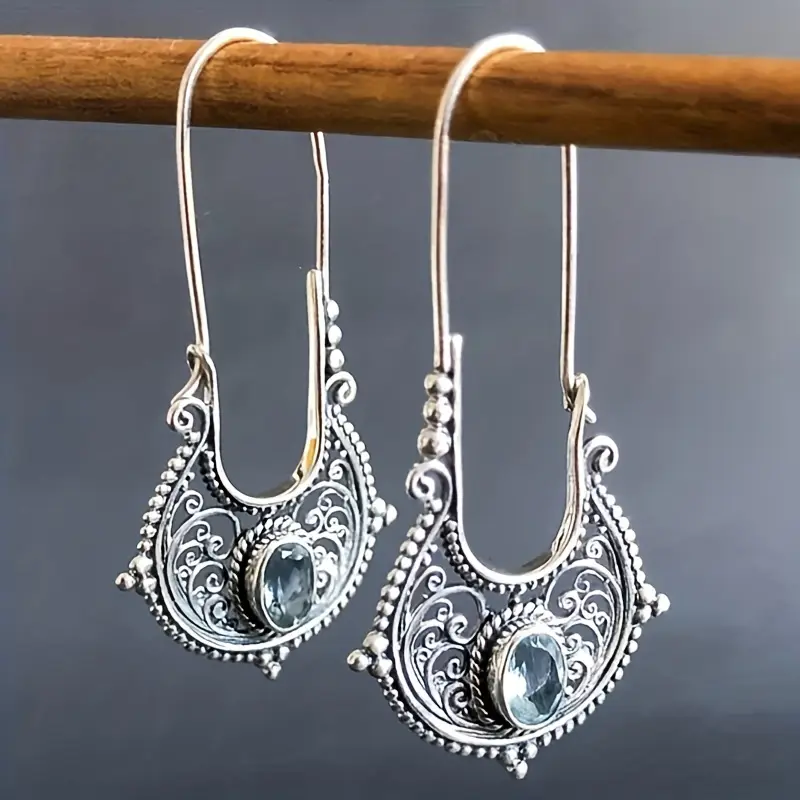 Dangling Bright Crystal Rounded Earrings