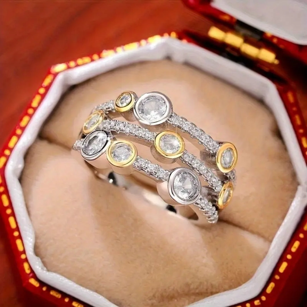 Layer Inlaid Round Crystal Ring